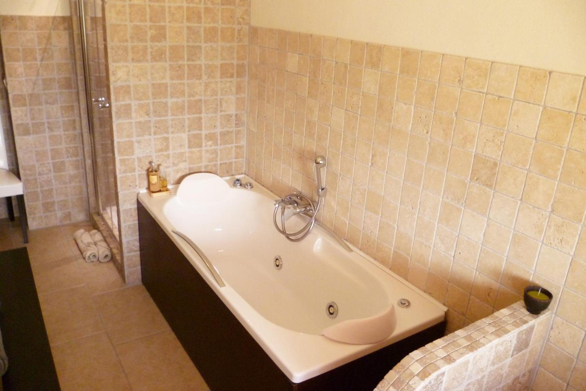 B&B Colle Di Terria Country House Contigliano Exterior foto